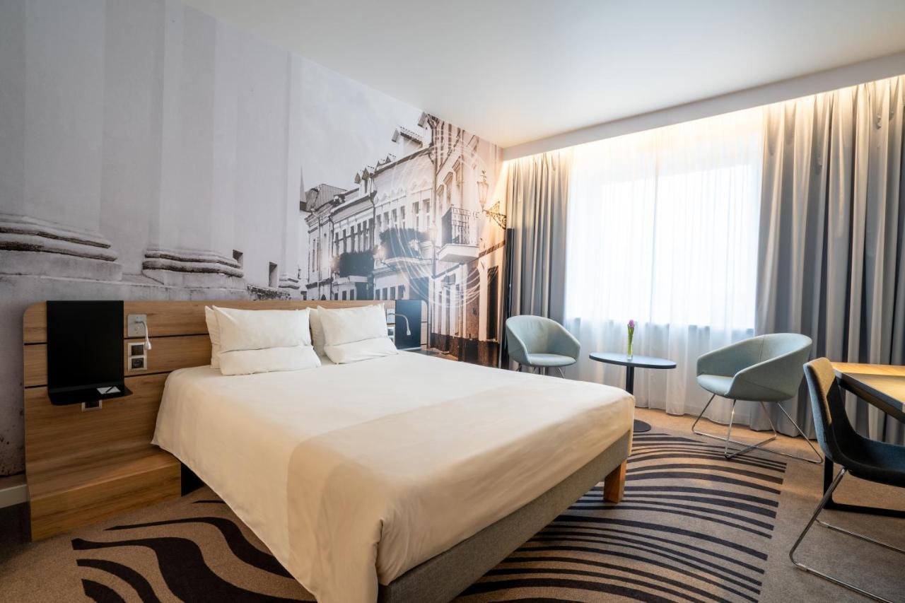 Novotel Vilnius Centre Esterno foto