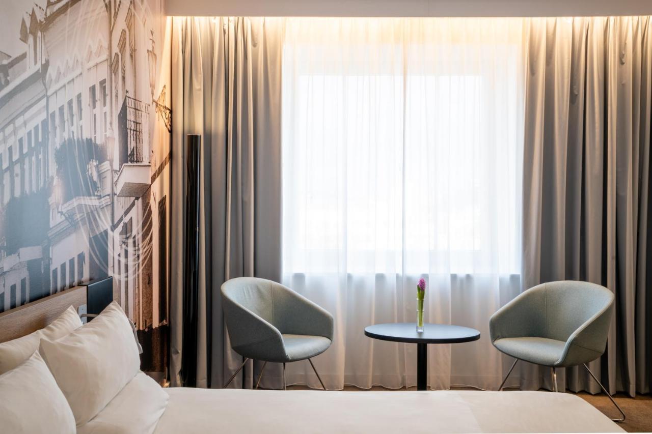 Novotel Vilnius Centre Esterno foto