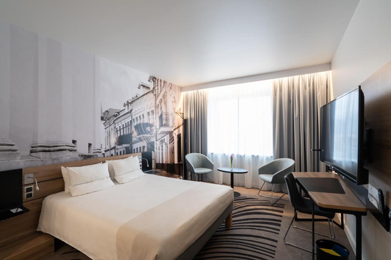 Novotel Vilnius Centre Esterno foto
