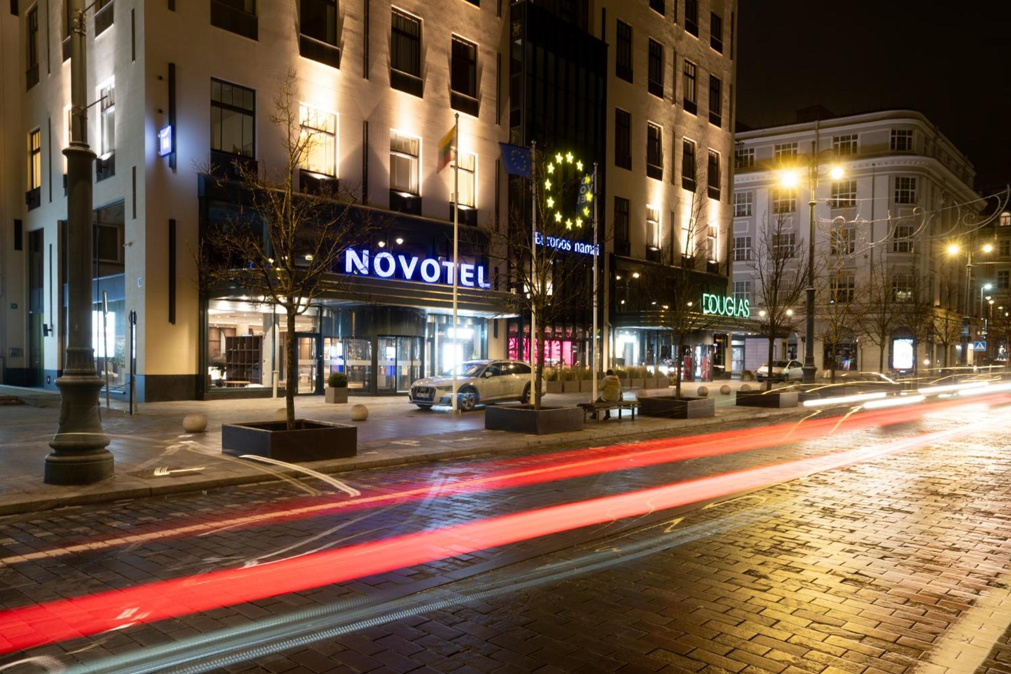 Novotel Vilnius Centre Esterno foto